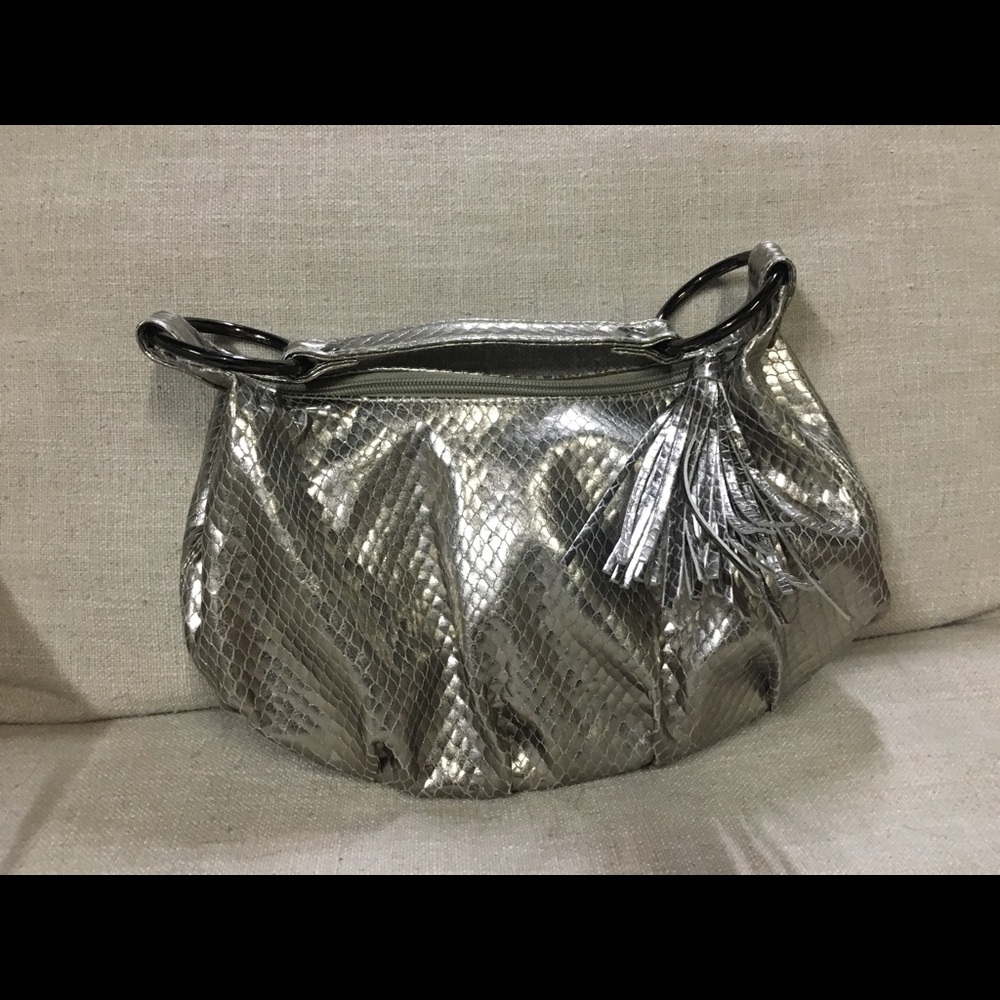 Metallic Silver Handbag - Picture 4 of 6